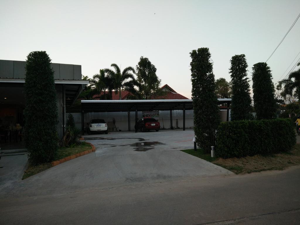Le Park 23 Boutique Resort Roi Et Esterno foto