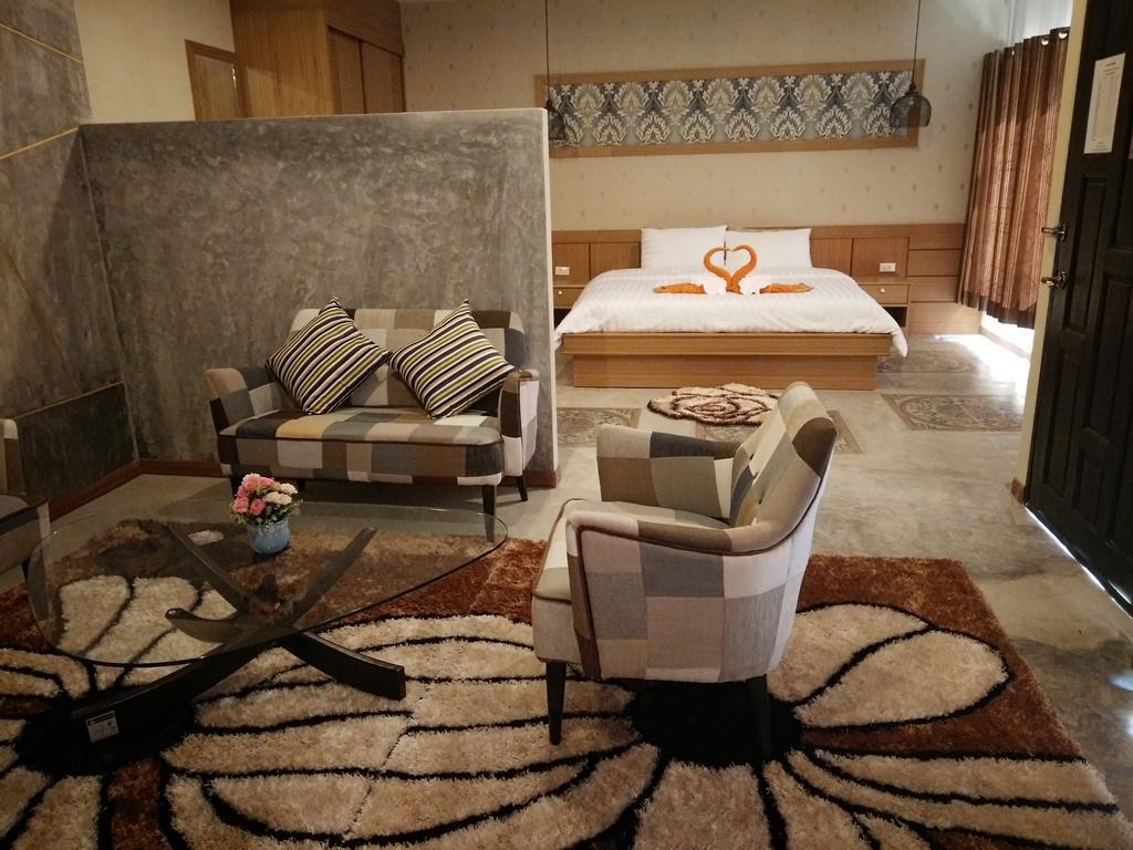 Le Park 23 Boutique Resort Roi Et Esterno foto