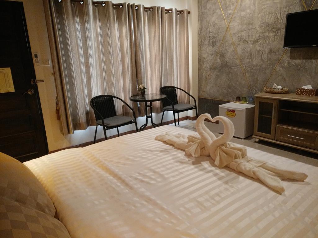 Le Park 23 Boutique Resort Roi Et Esterno foto