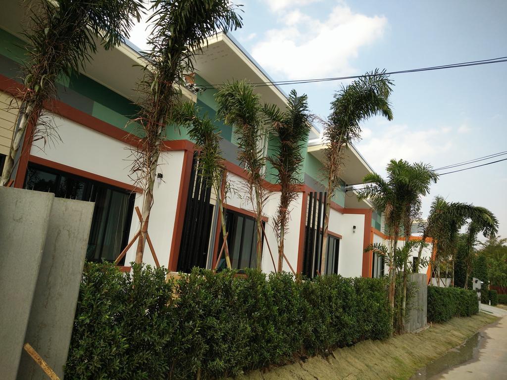 Le Park 23 Boutique Resort Roi Et Esterno foto