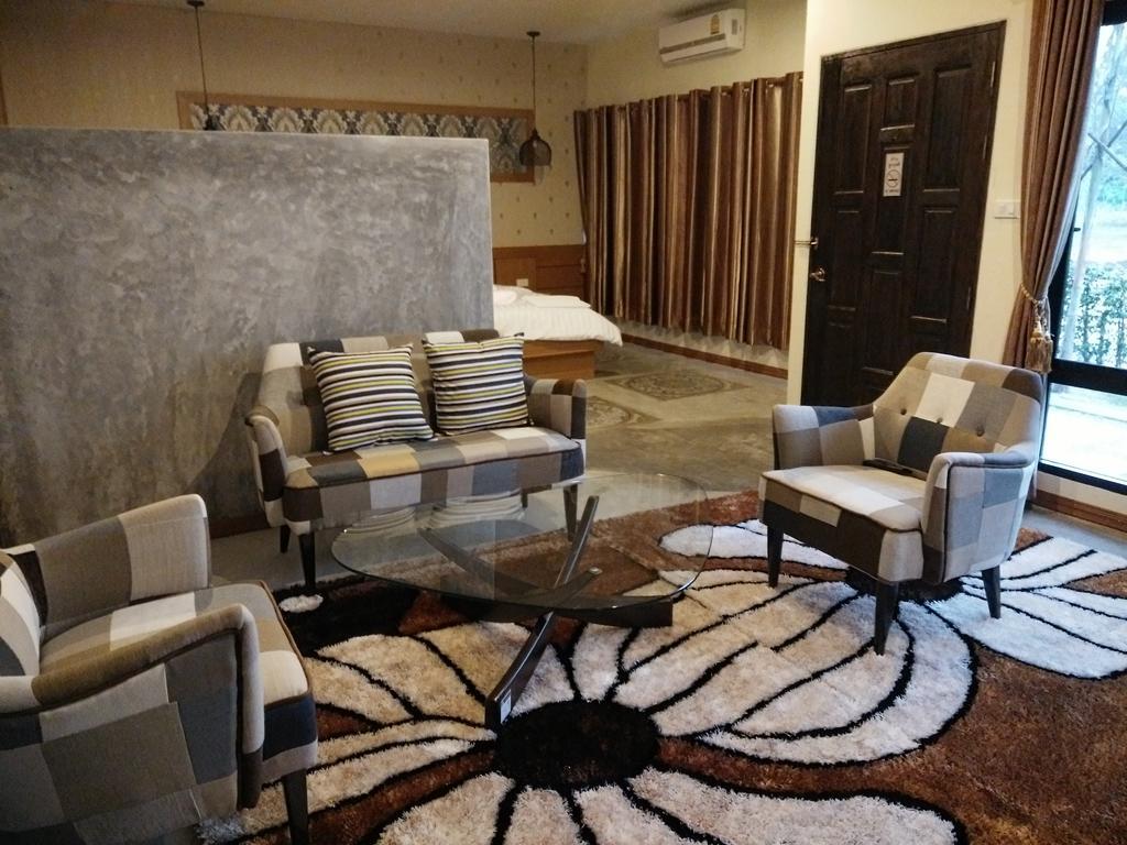 Le Park 23 Boutique Resort Roi Et Esterno foto