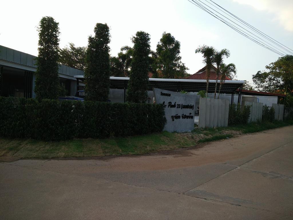 Le Park 23 Boutique Resort Roi Et Esterno foto
