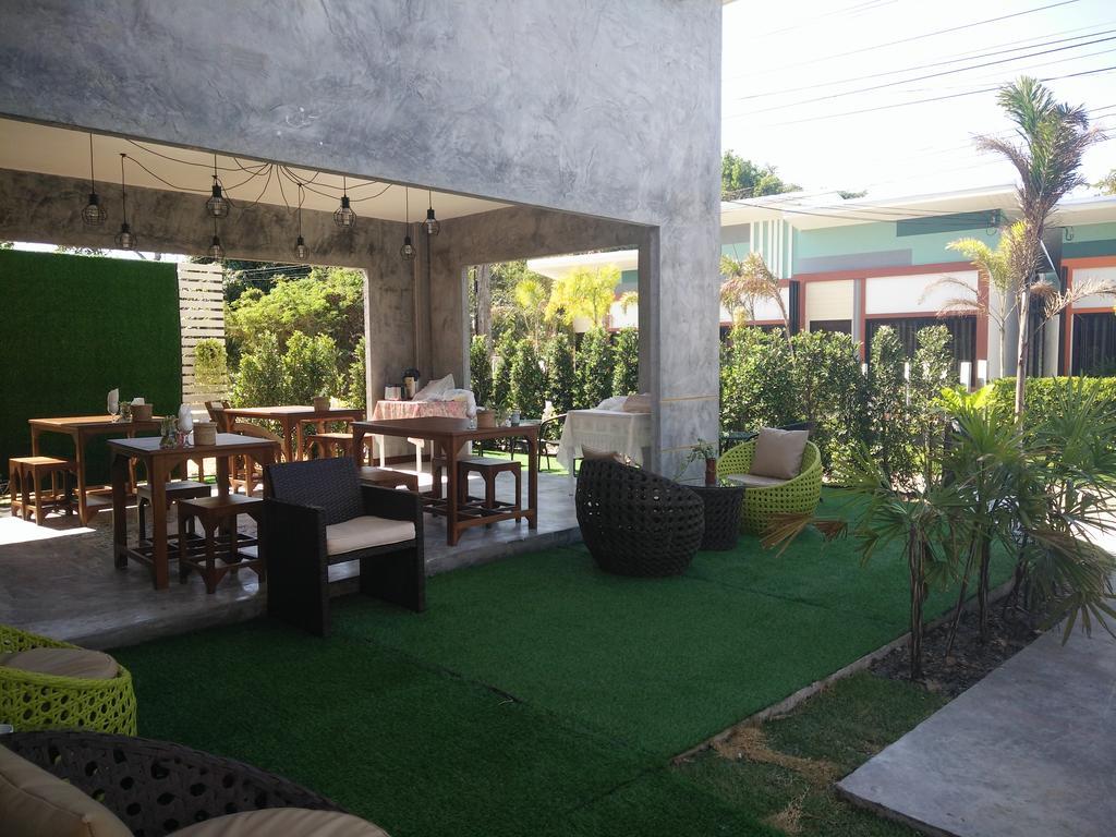 Le Park 23 Boutique Resort Roi Et Esterno foto