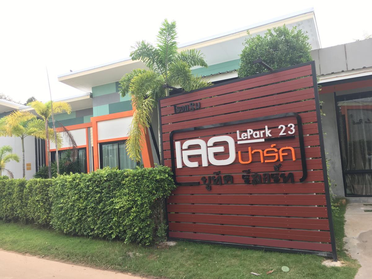 Le Park 23 Boutique Resort Roi Et Esterno foto